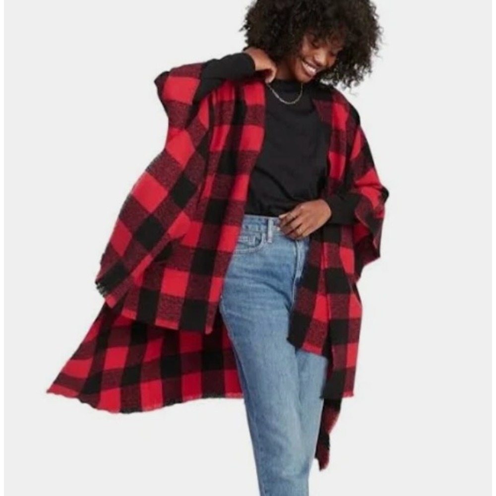 Old Navy Red Black Buffalo Plaid Poncho Wrap One Size Blanket Shawl NWT‎